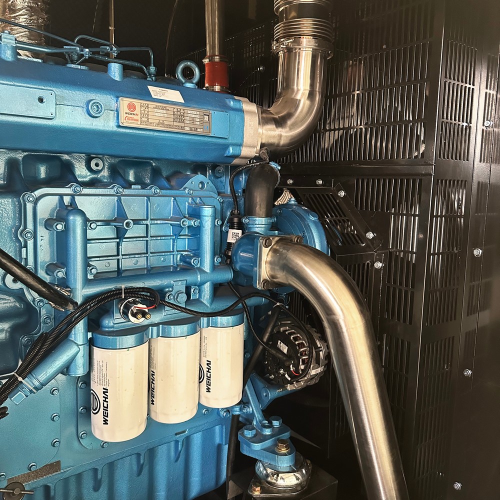 550kW / 688kVA Diesel Generator Set