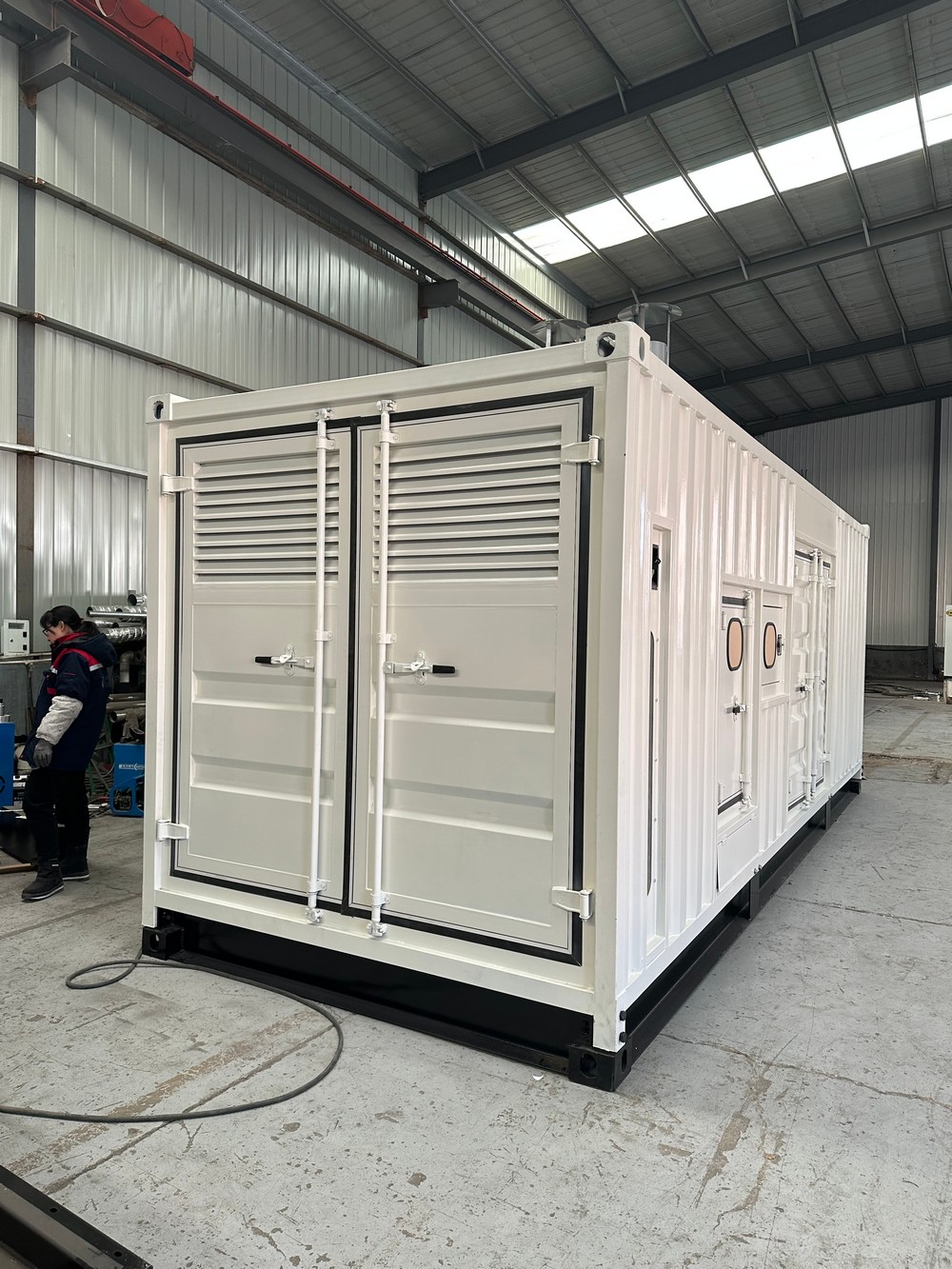 650kW / 813kVA Diesel Generator Set